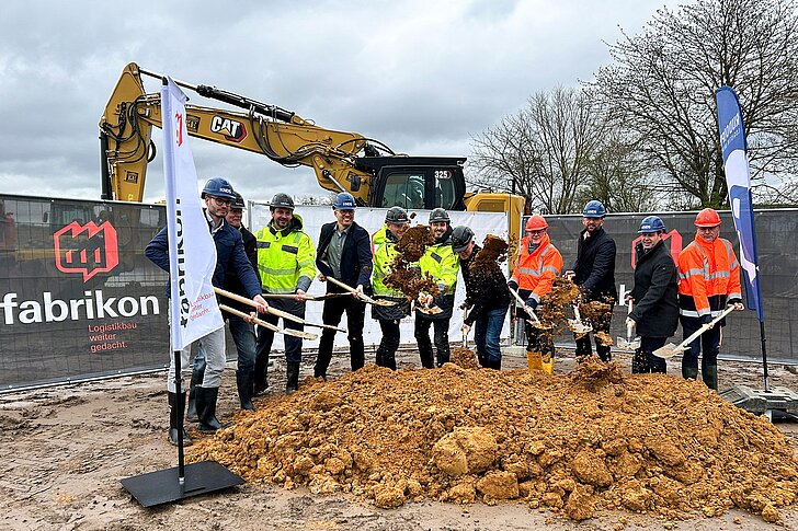 Rudolph Ihringshausen | Start of construction for logistics site for KNDS in Fuldatal | © fabrikon