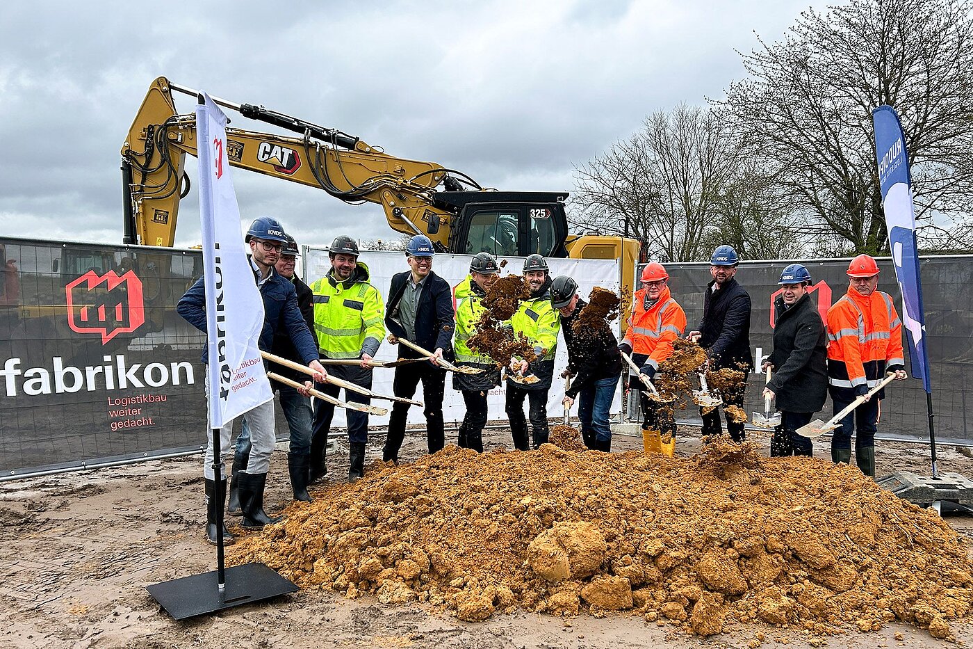 Rudolph Ihringshausen | Start of construction for logistics site for KNDS in Fuldatal | © fabrikon