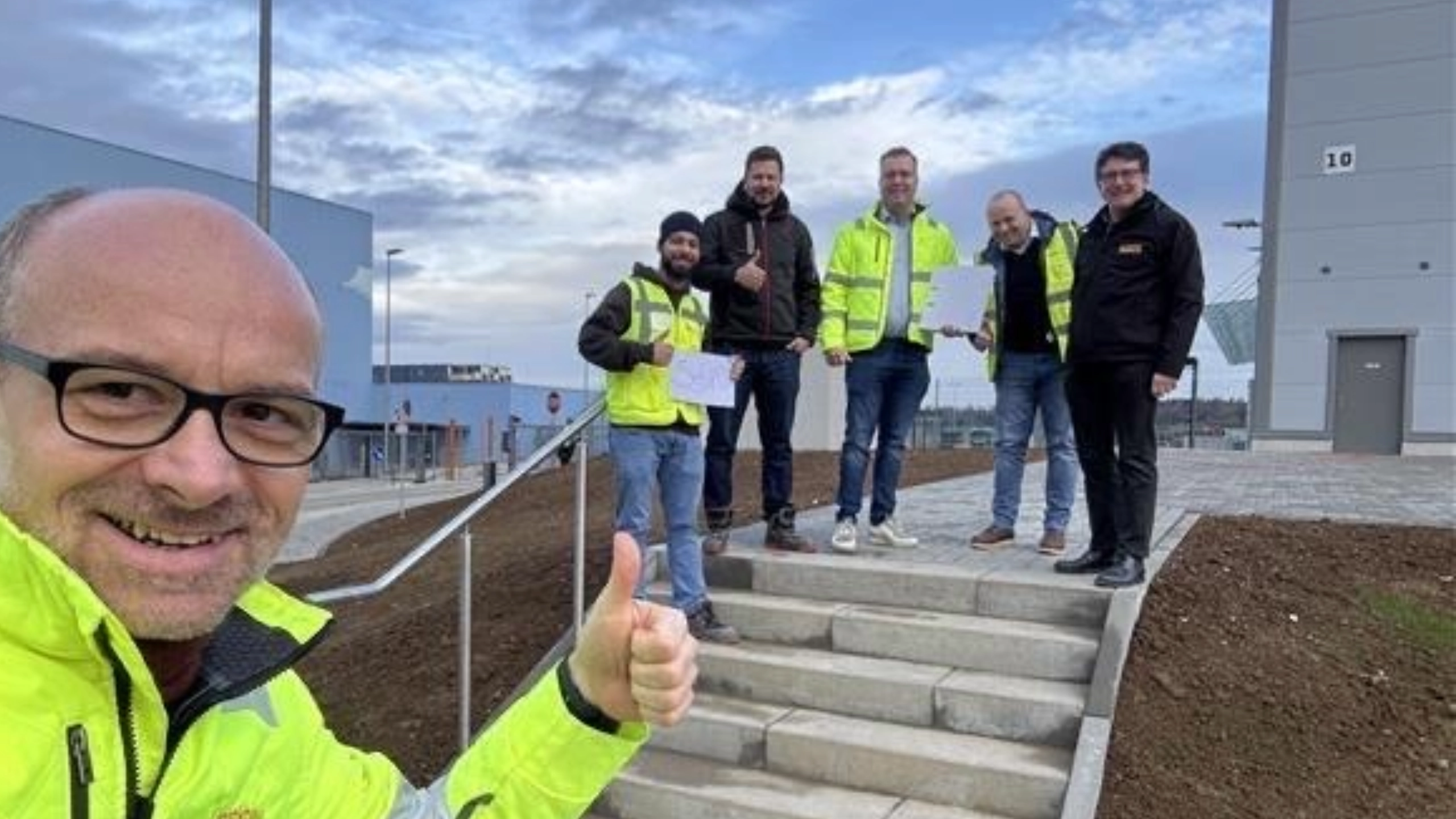 Logistics center for DHL Supply Chain completed in Florstadt © fabrikon